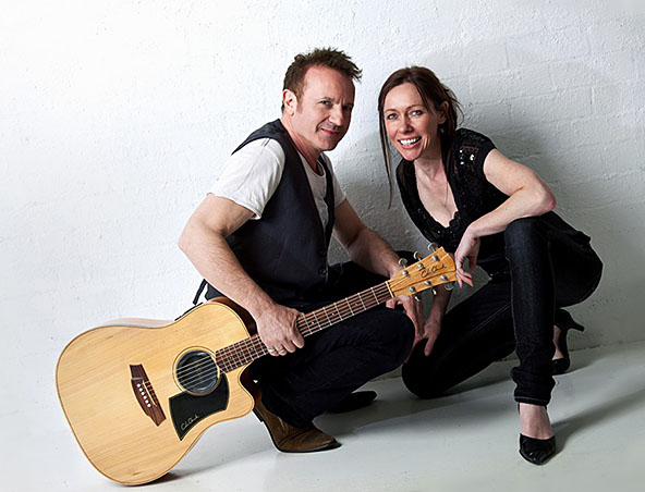 Frank And Aimee Music Duo Melbourne - Acoustic Wedding Singers Entertainers